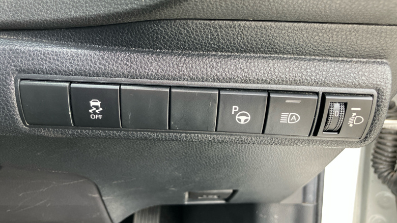 Toyota Corolla 2.0 VVT-i Hybrid Design 5dr CVT Hybrid Estate